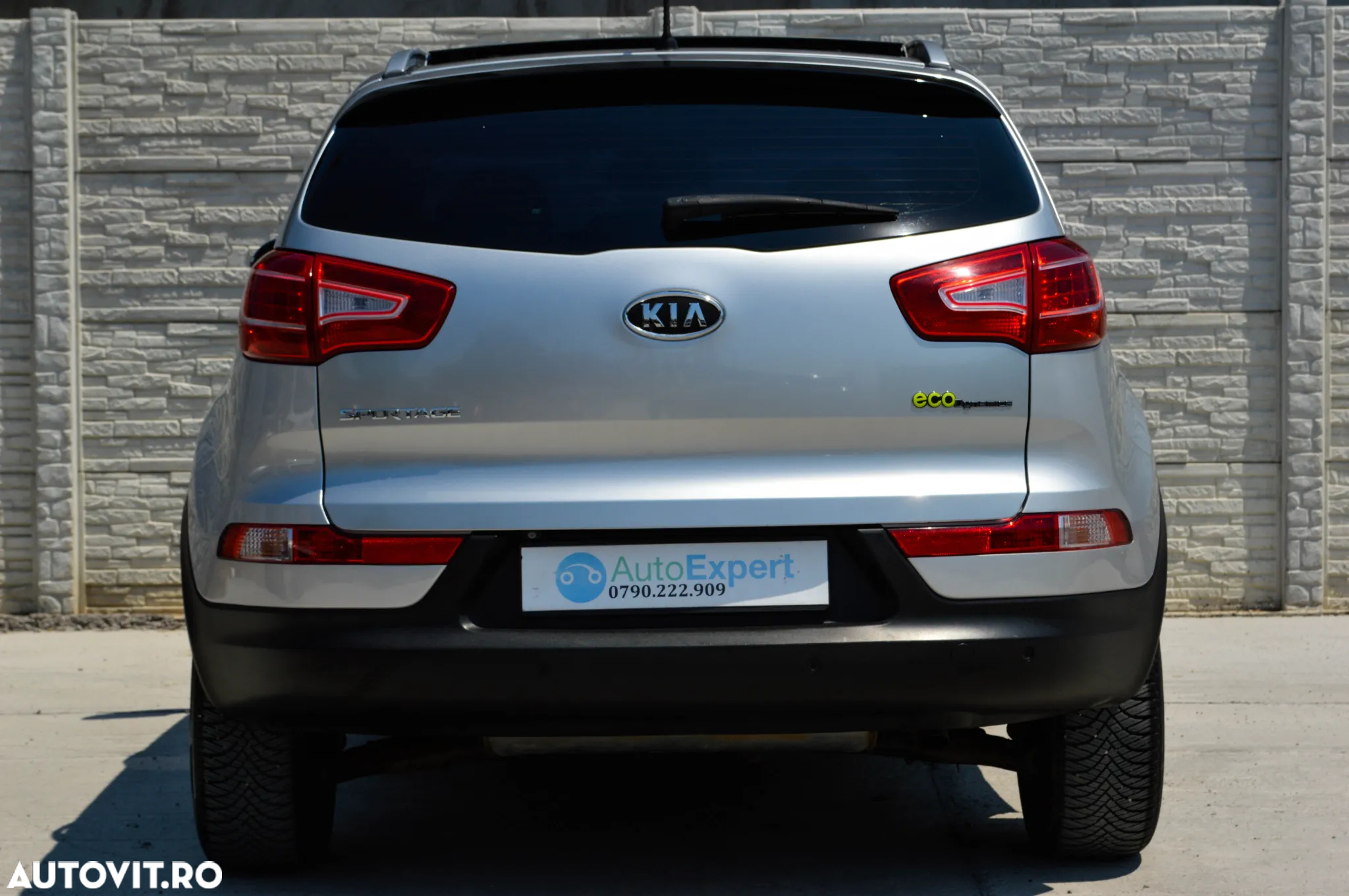 Kia Sportage 1.7 CRDI 2WD Attract - 14