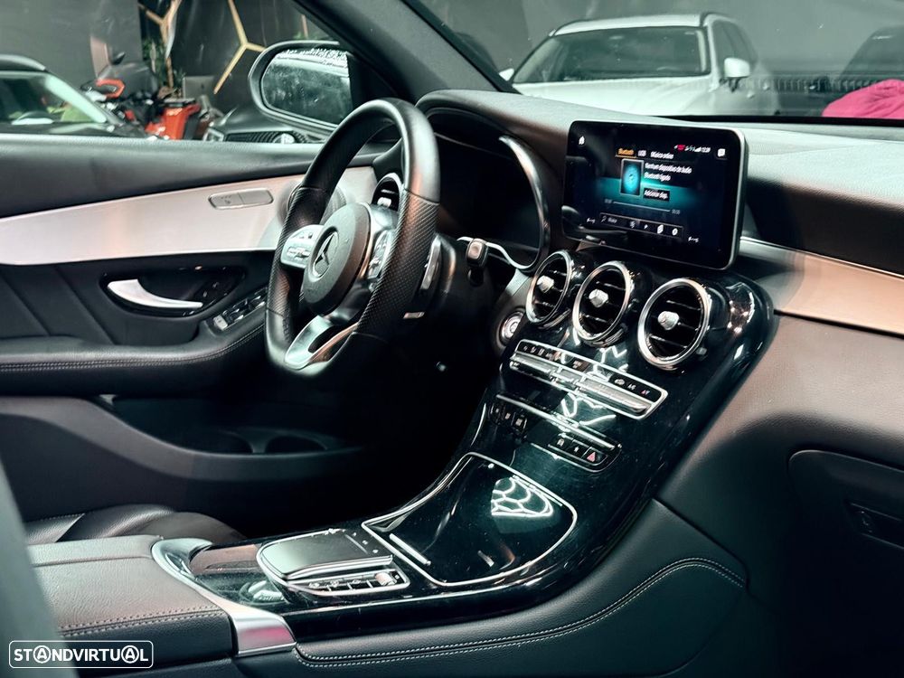 Mercedes-Benz GLC 300 de 4Matic 9G-TRONIC AMG Line - 21