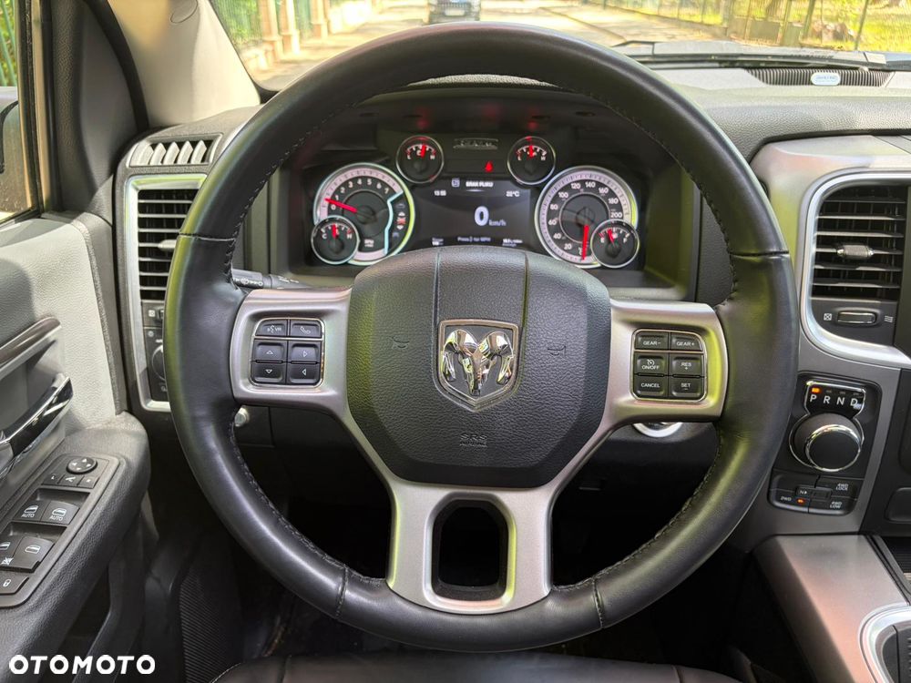RAM 1500 5.7 Crew Cab Limited - 23