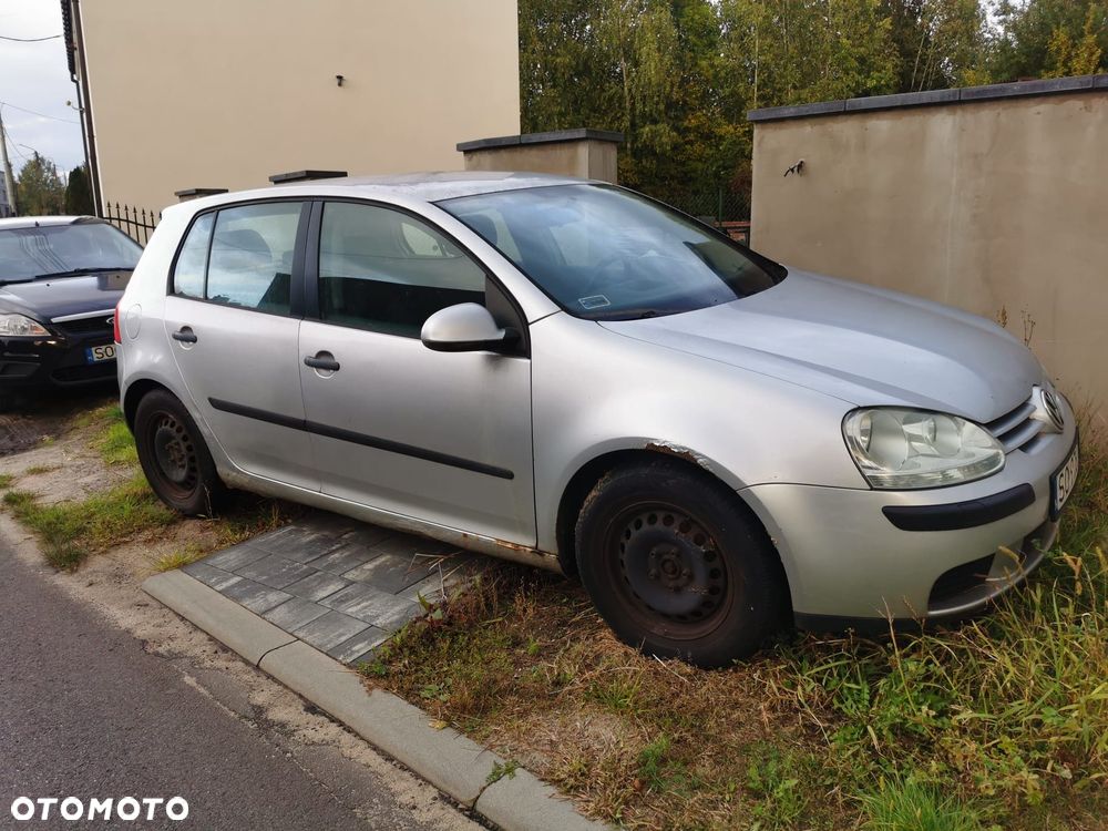 Volkswagen Golf V 1.9 TDI Trendline - 4