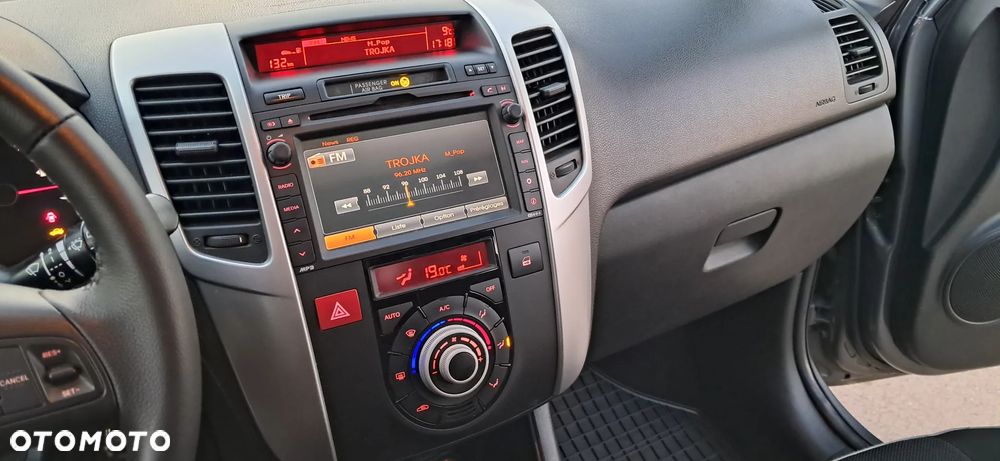 Kia Venga 1.4 CVVT Vision - 22