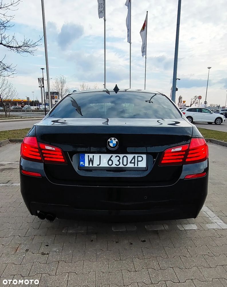 BMW Seria 5 528i Sport-Aut - 4