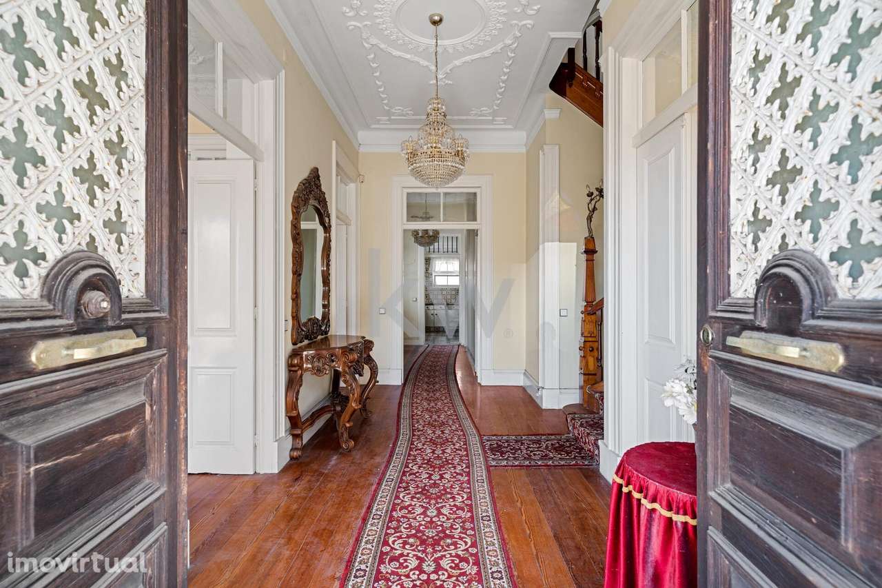 Palacete no Funchal | EXCELENTE INVESTIMENTO - Grande imagem: 2/57