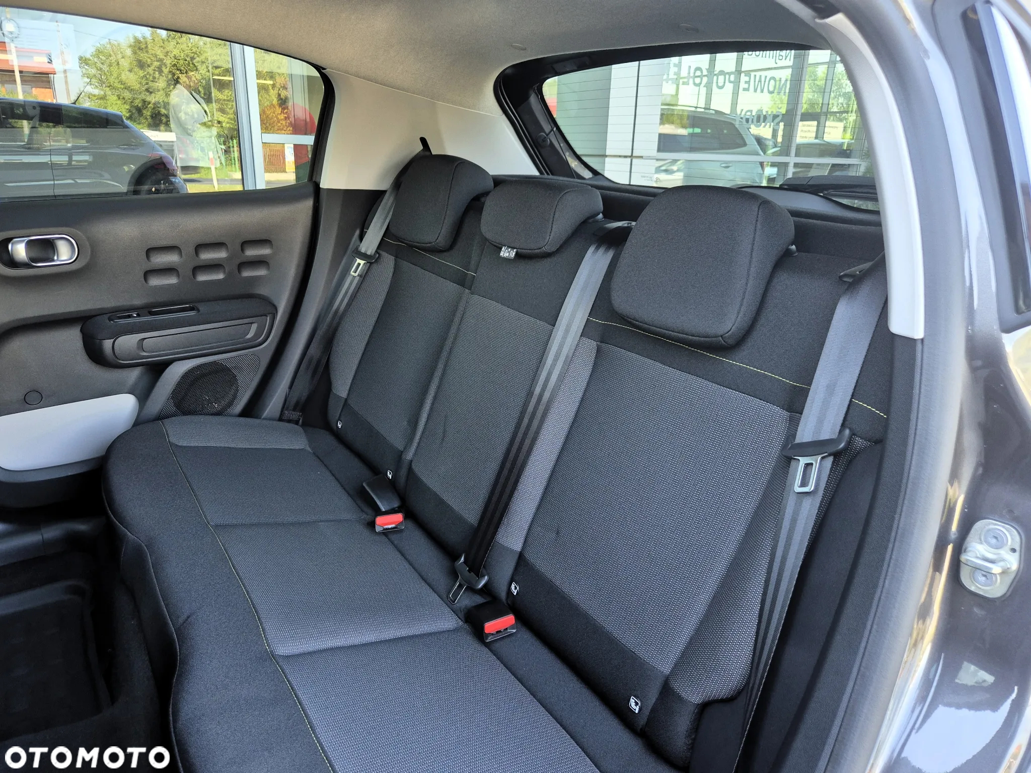 Citroën C3 1.2 PureTech Shine EAT6 - 16