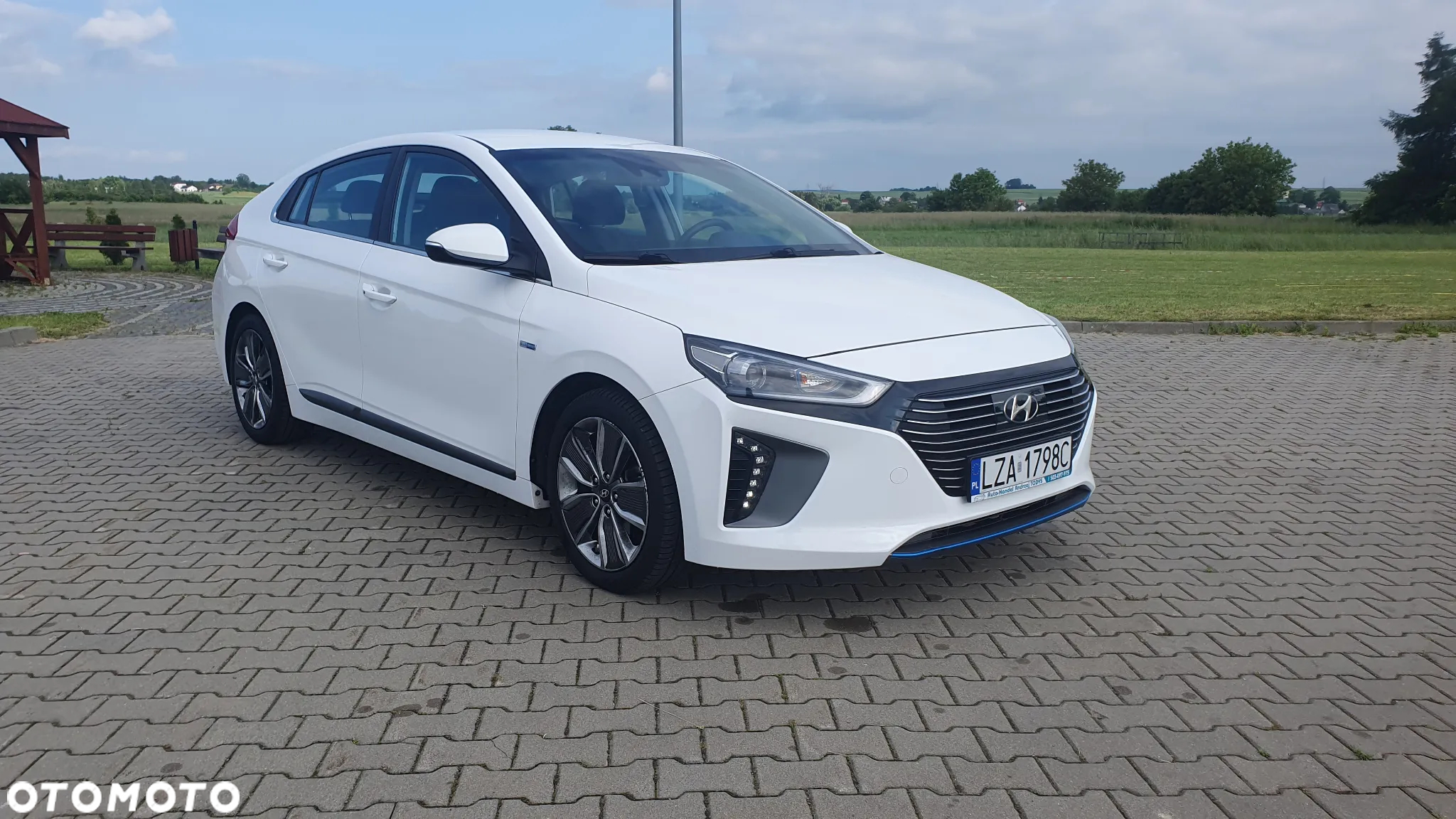 Hyundai IONIQ Hybrid 1.6 GDI Style - 2