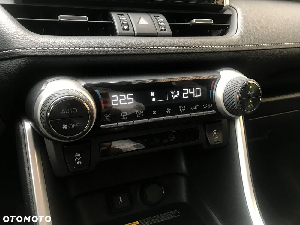 Toyota RAV4 2.0 Comfort 4x4 - 28