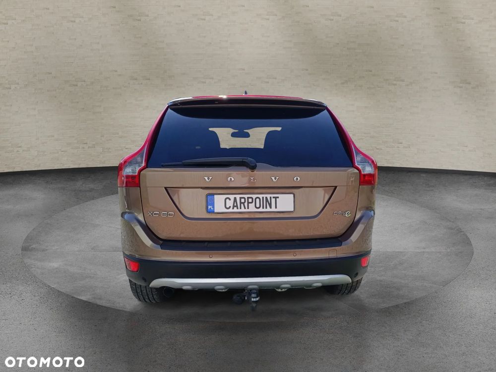 Volvo XC 60 DRIVe R Design - 5