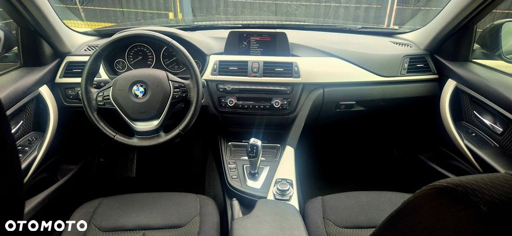 BMW Seria 3 - 23