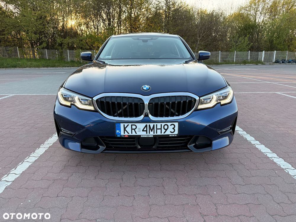 BMW Seria 3 330i xDrive Sport Line - 8