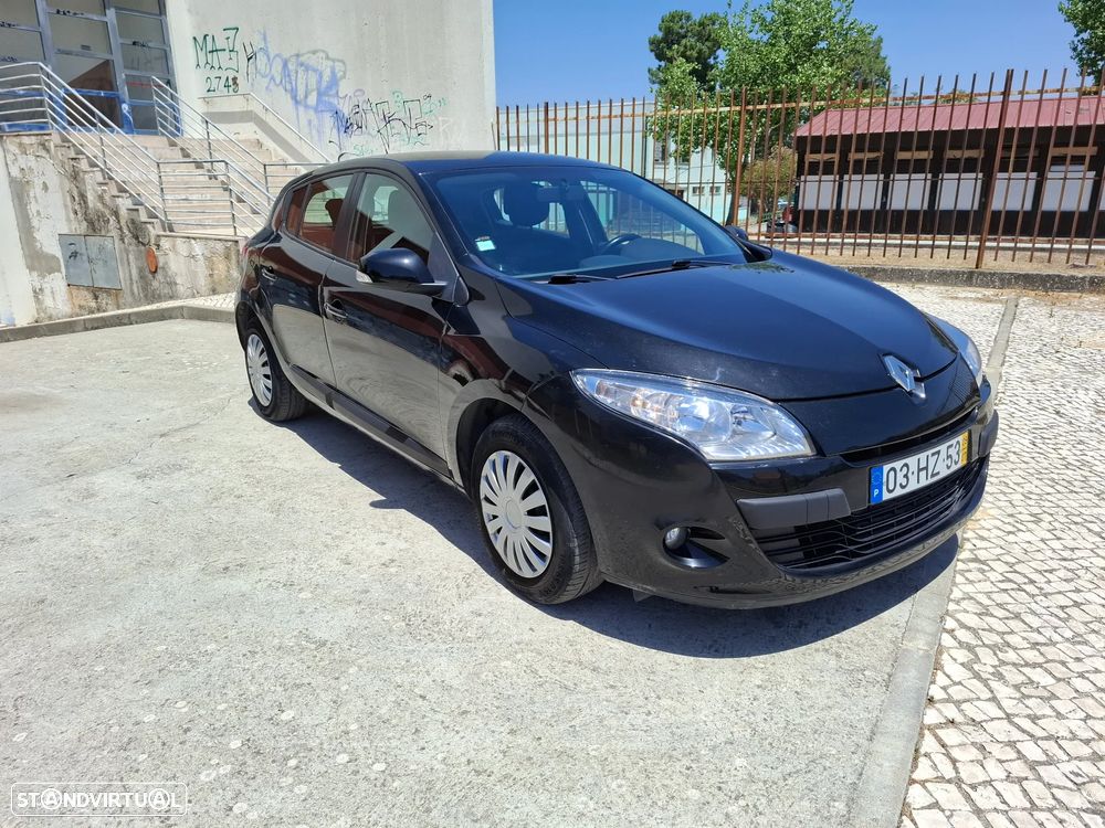 Renault Mégane 1.5 dCi Confort - 3