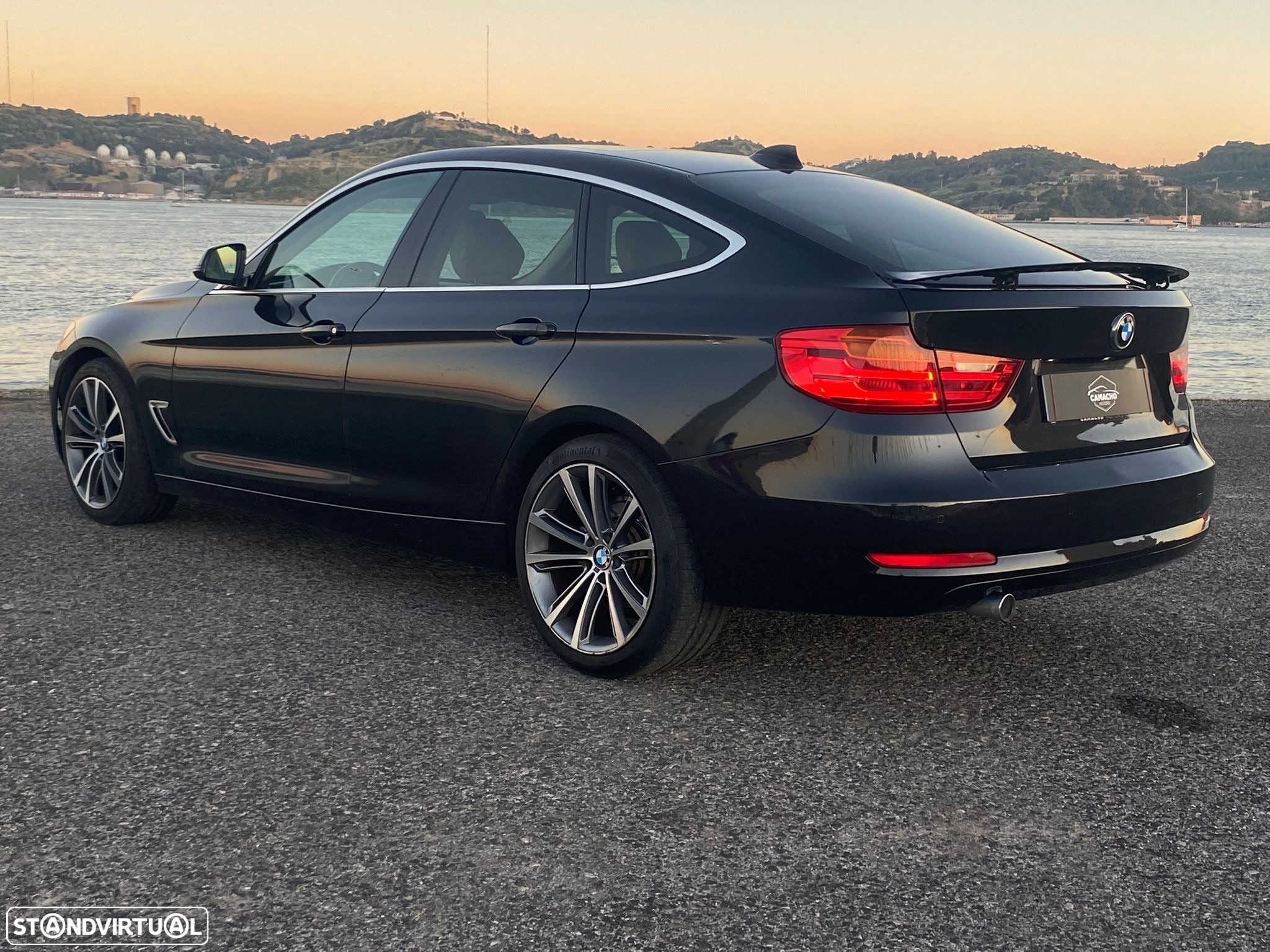 BMW 318 Gran Turismo d Pack M - 11