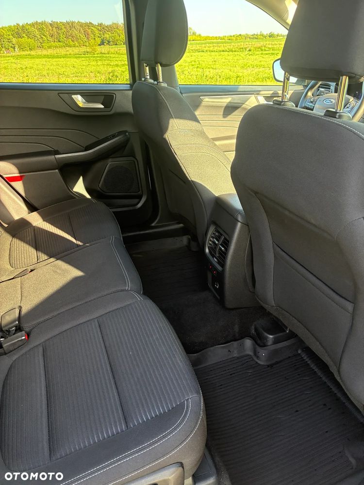 Ford Kuga 1.5 EcoBoost FWD Titanium - 5