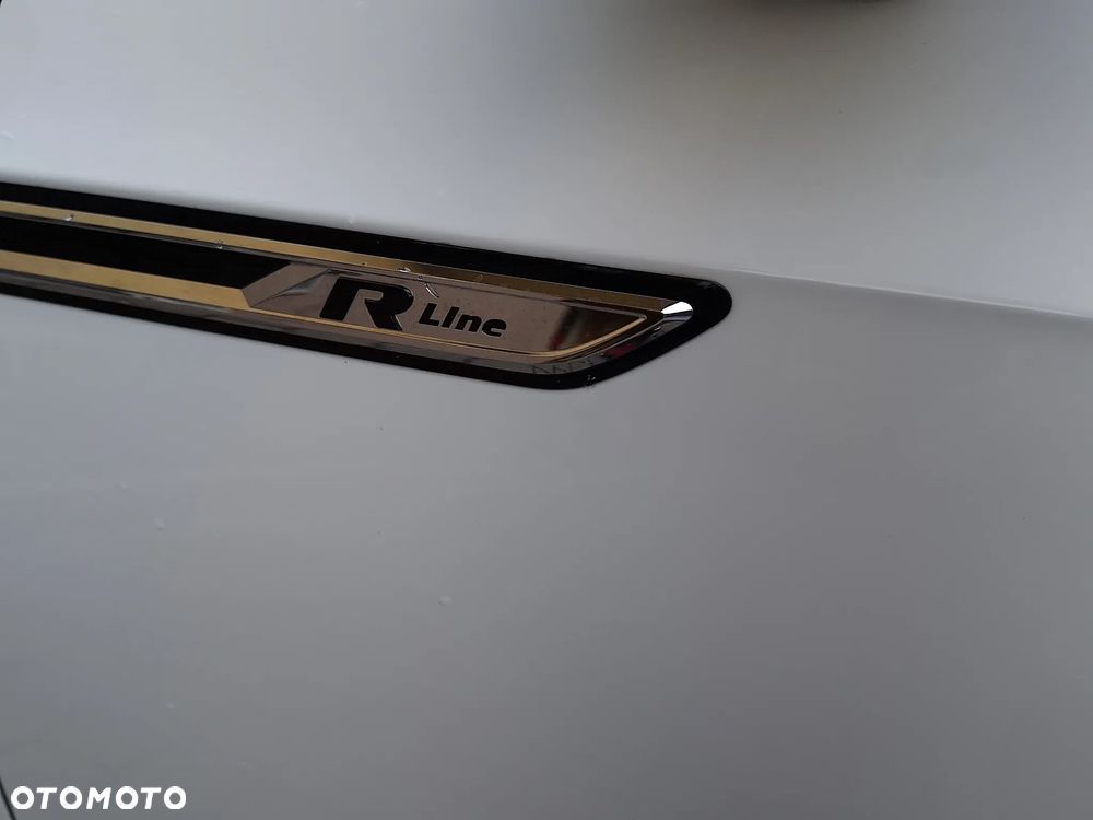 Volkswagen Arteon 2.0 TDI SCR R-Line - 13
