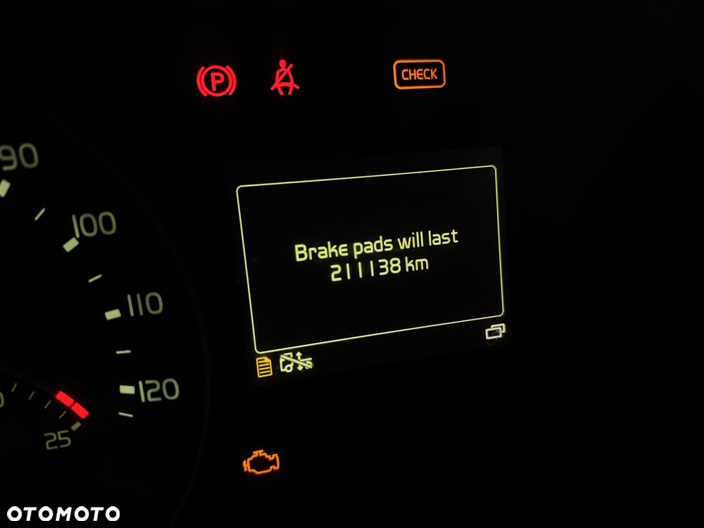 Volvo FH GLOBETROTTER - 33