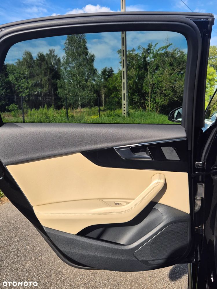Audi A4 Limousine 45 TFSI mHEV Quattro Advanced S tronic - 22