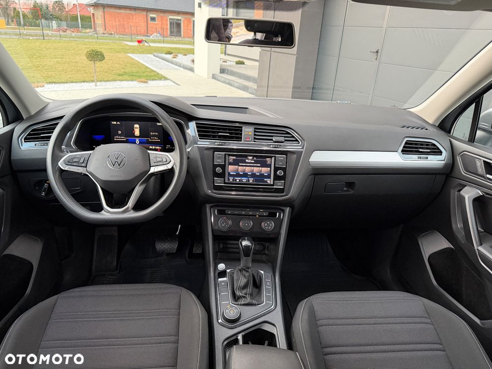 Volkswagen Tiguan - 14