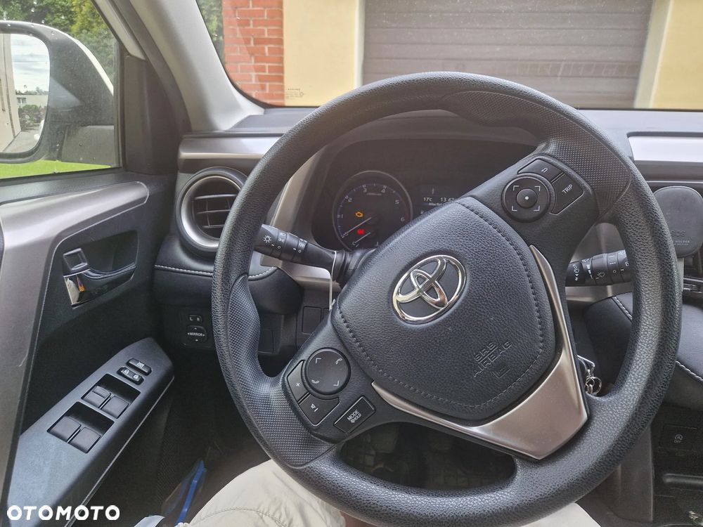 Toyota RAV4 2.0 D-4D Active 4x2 - 8