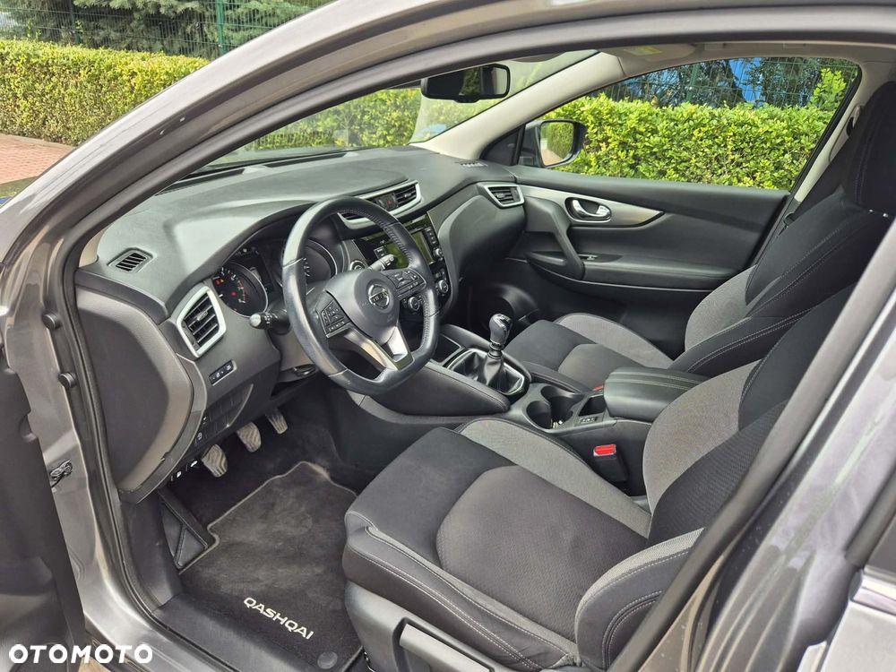 Nissan Qashqai 1.3 DIG-T N-Connecta - 20