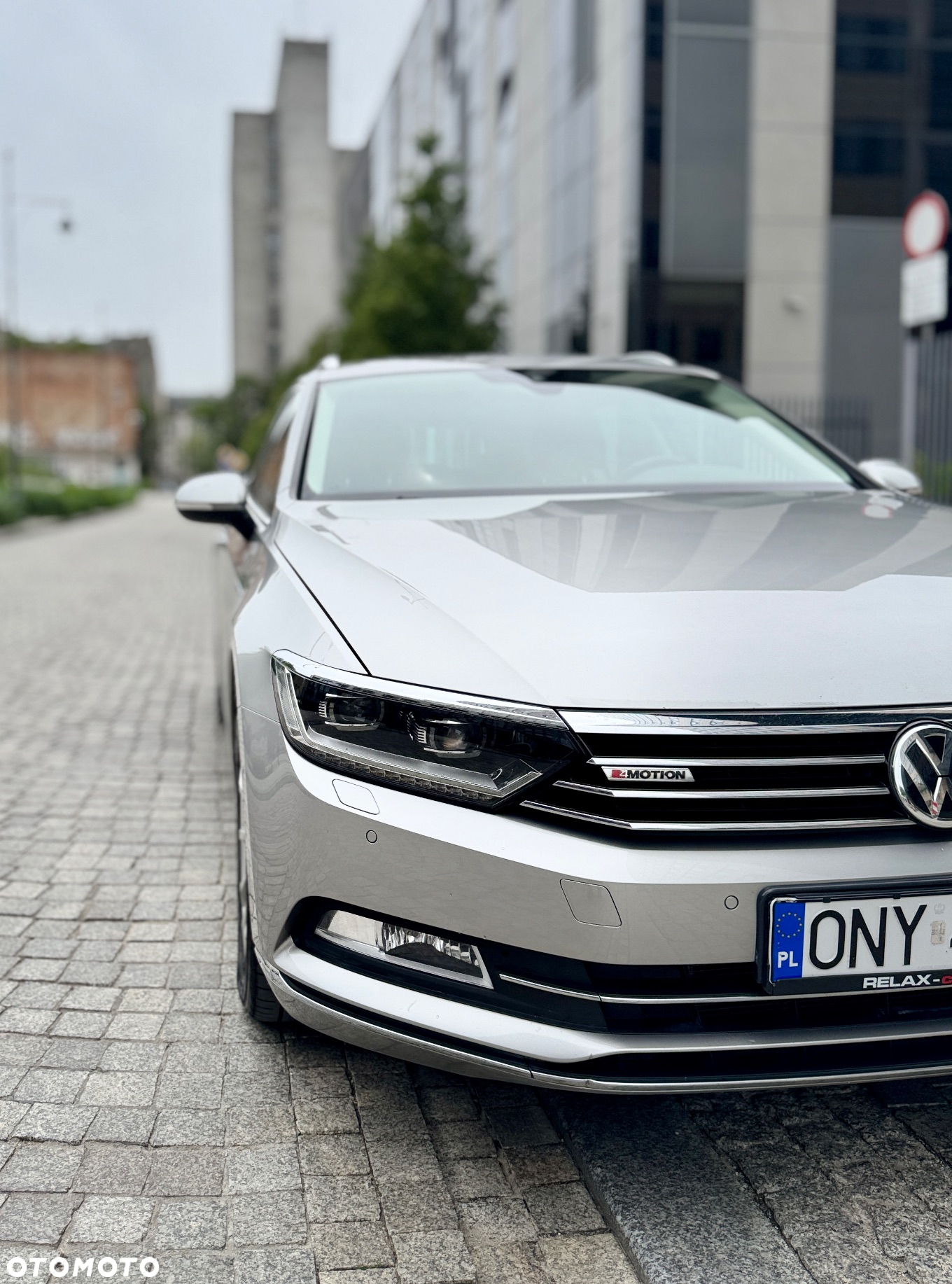 Volkswagen Passat 2.0 TDI 4Mot Elegance DSG - 12