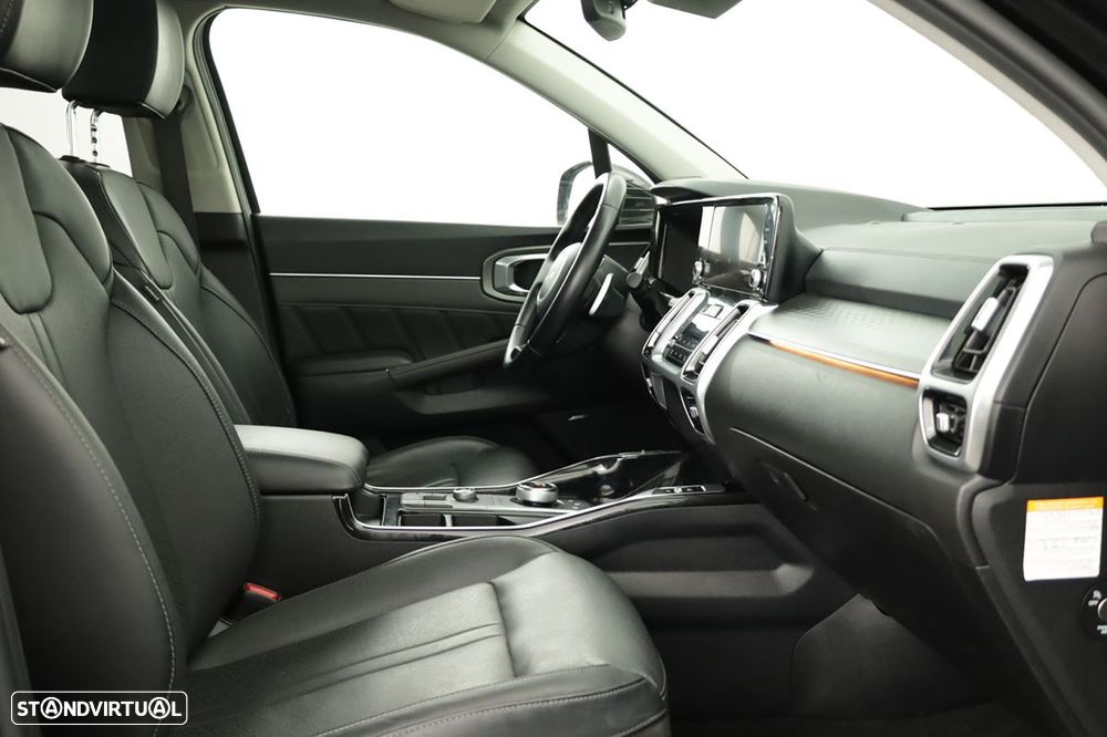 Kia Sorento 1.6 T-GDI HEV Concept - 25