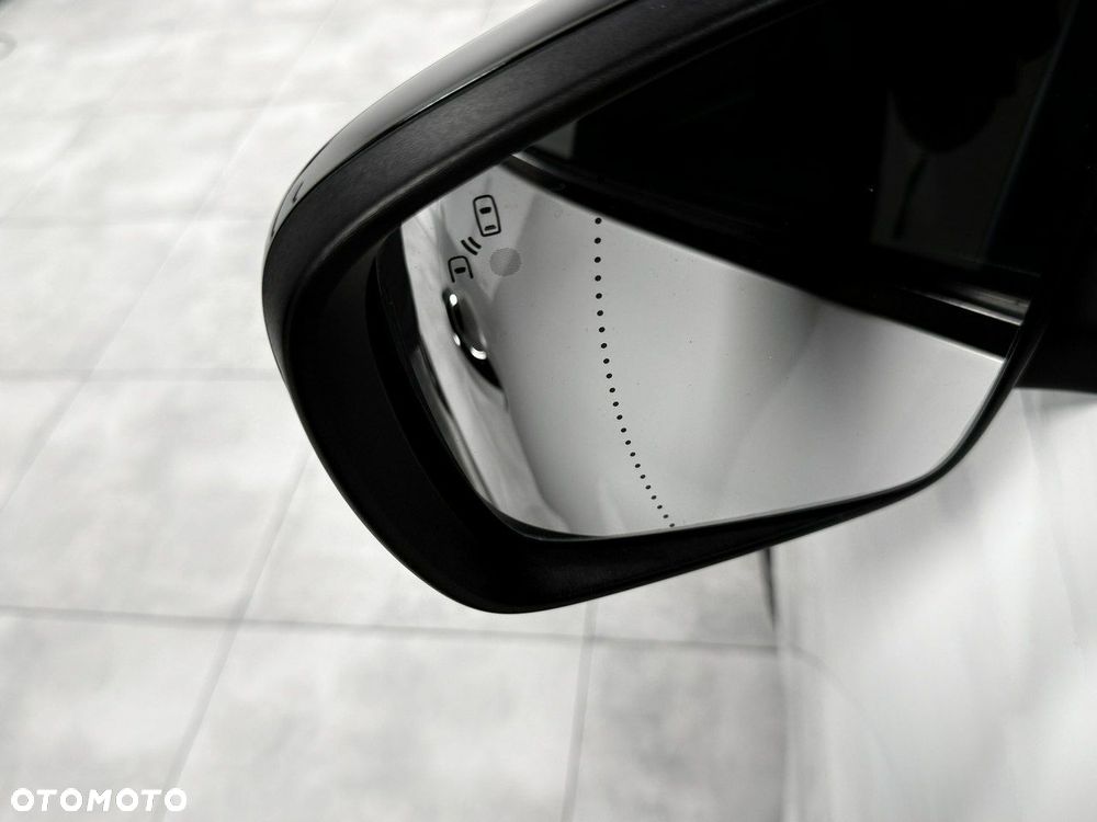 Renault Grand Scenic - 12