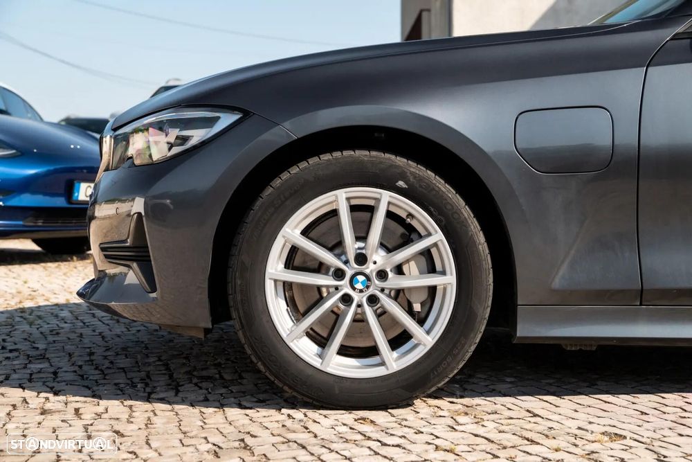 BMW 330 e Corporate Edition Auto - 11