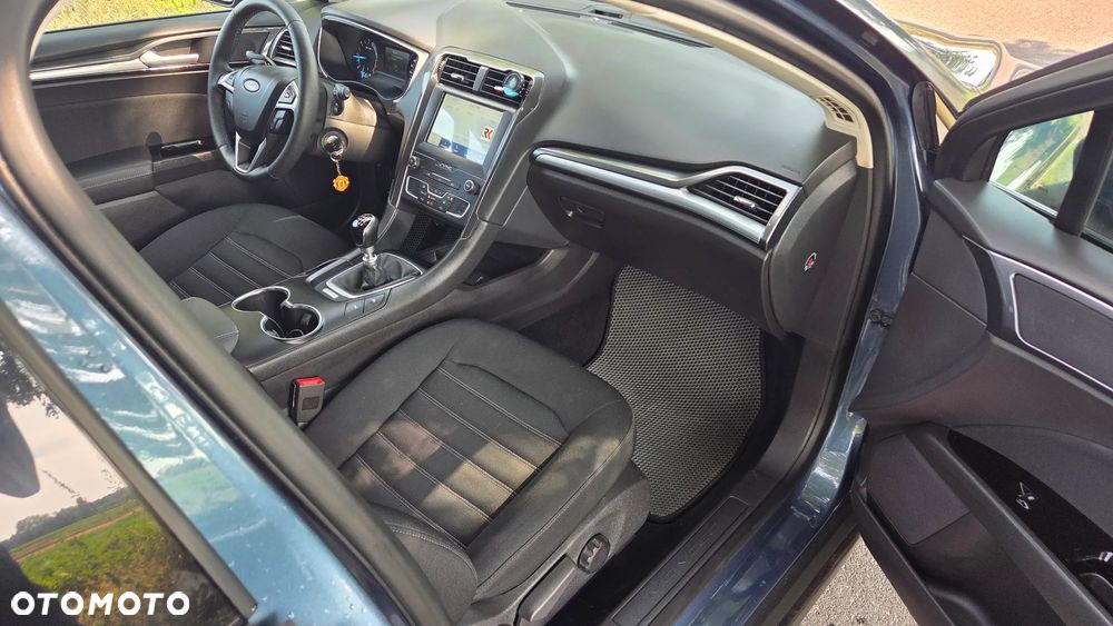 Ford Mondeo 2.0 EcoBlue Titanium - 12