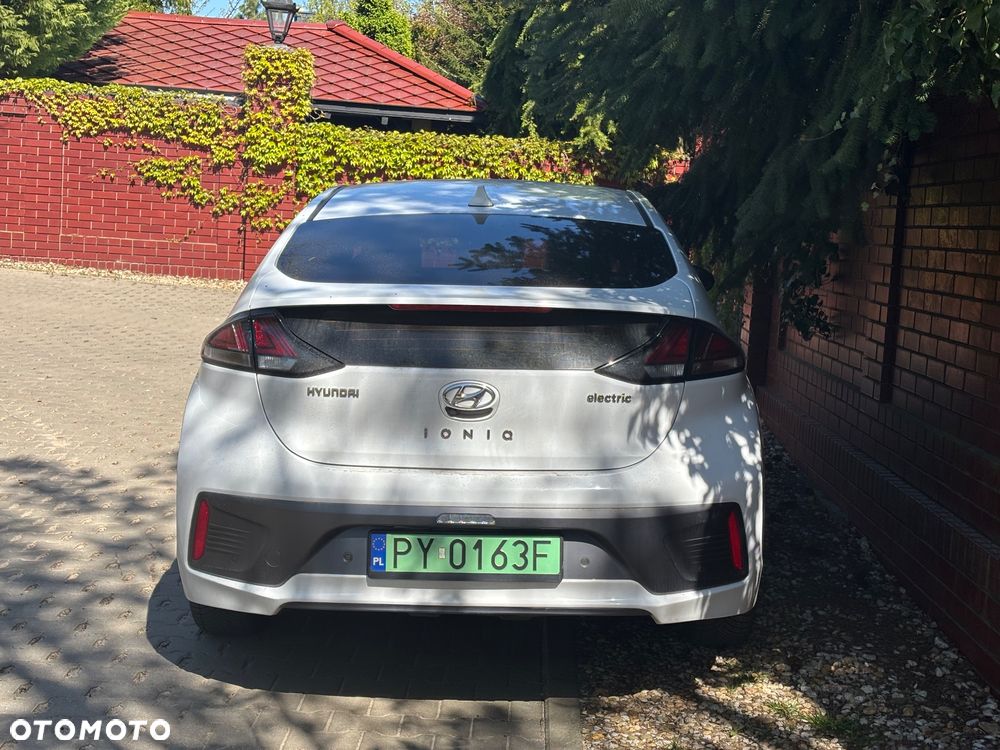 Hyundai IONIQ Electric Premium - 16