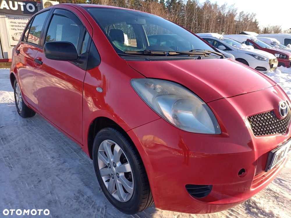 Toyota Yaris 1.3 Luna - 1