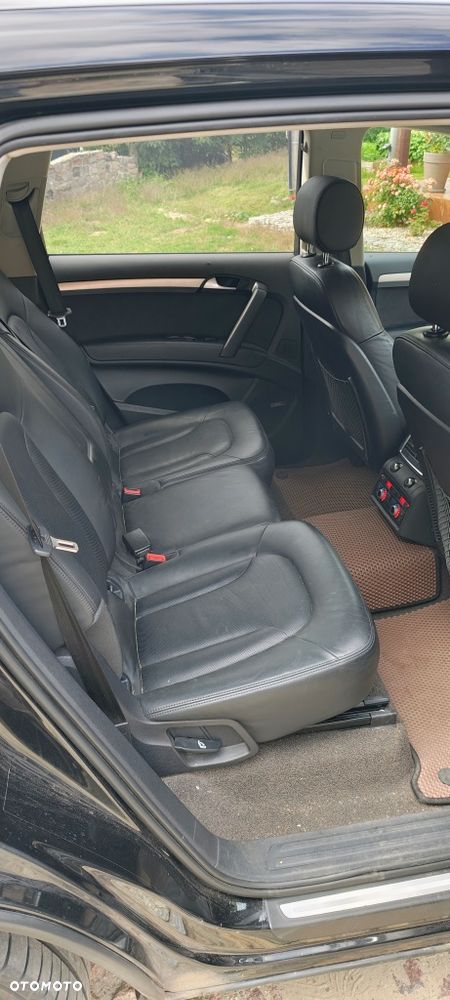 Audi Q7 - 8