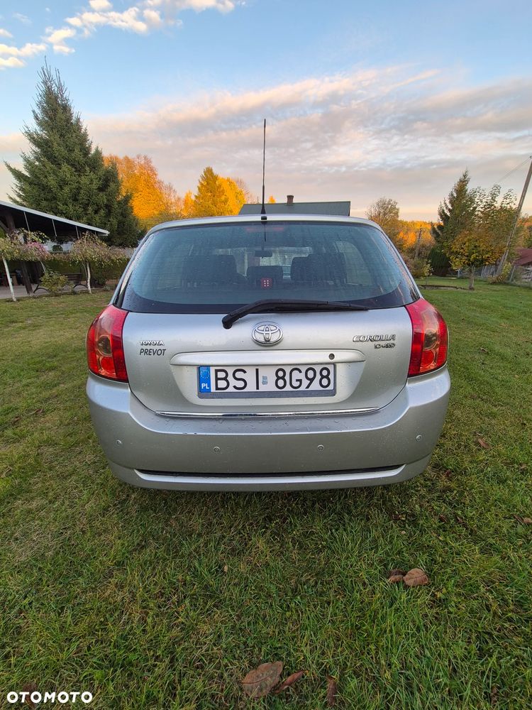 Toyota Corolla - 8
