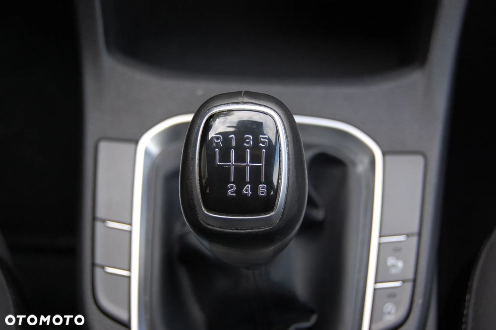 Hyundai i30 1.4 Trend - 30