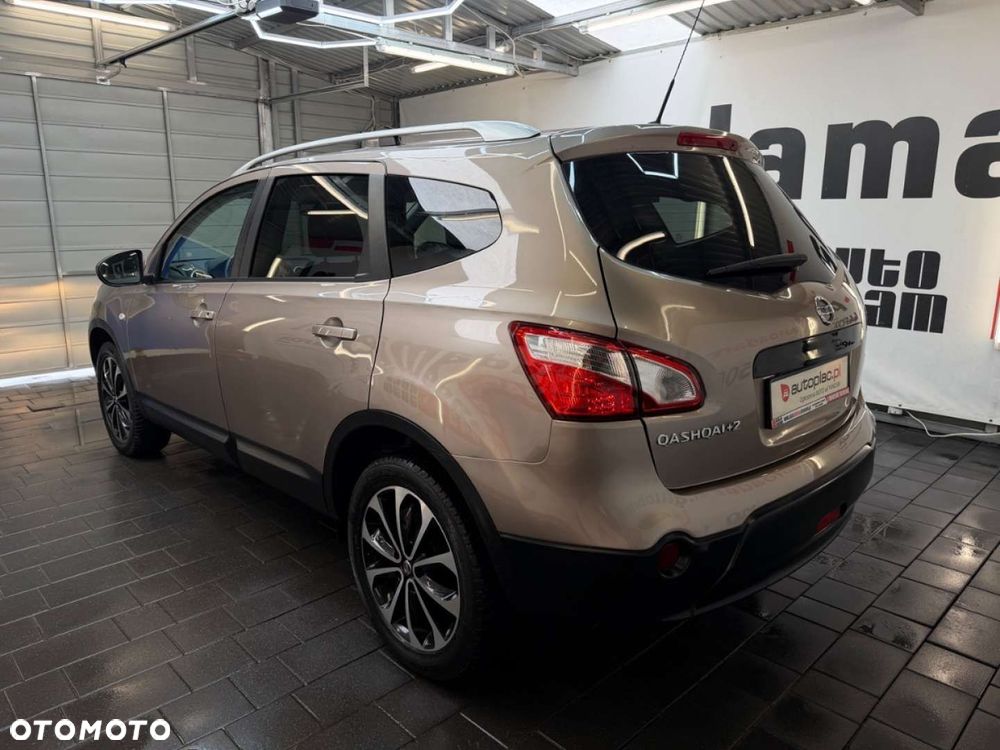 Nissan Qashqai+2 - 6