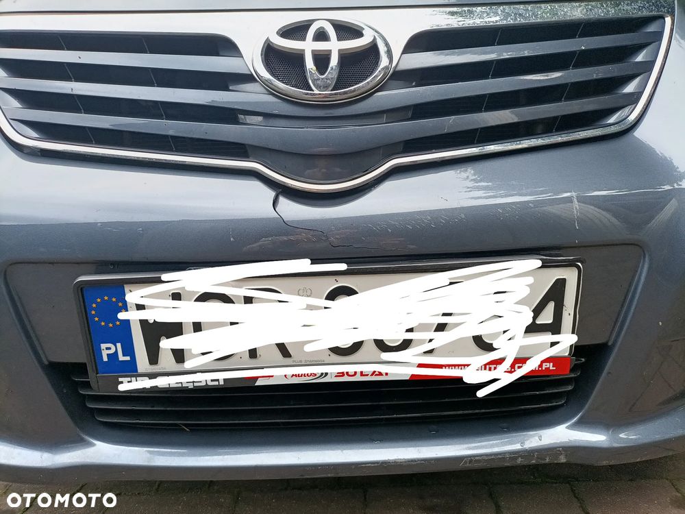 Toyota Avensis 1.8 Sol plus - 4