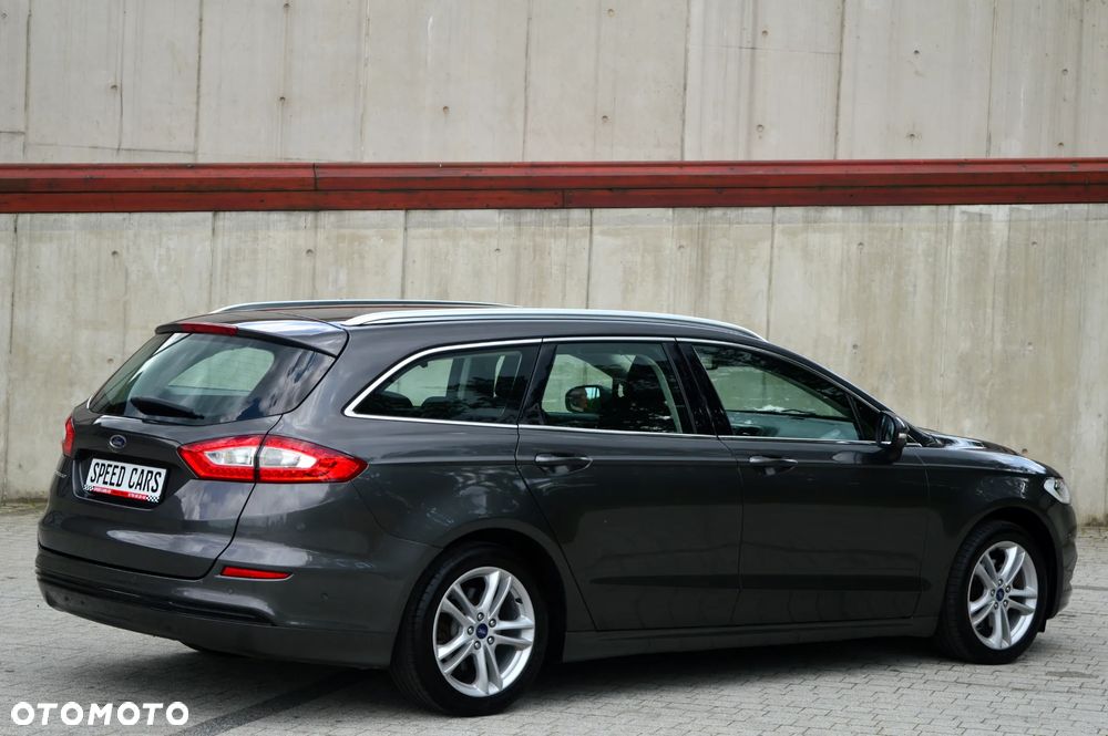 Ford Mondeo Turnier 2.0 TDCi Start-Stopp PowerShift-Aut Titanium - 4