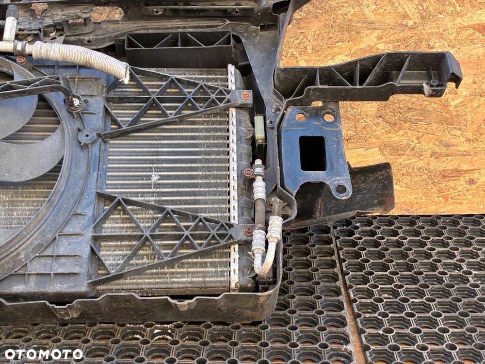 VW POLO 9N3 LIFT BENZYNA  PB PAS PRZEDNI CHŁODNICA WENTYLATOR KOMPLET - 14