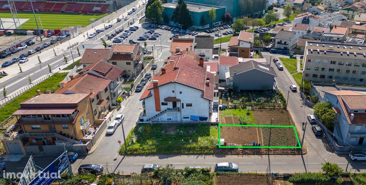 Terreno em Rua Nova do Estádio s/n, Senhora da Hora - Grande imagem: 3/16