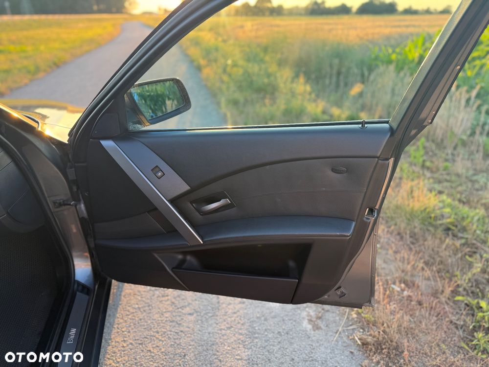 BMW Seria 5 - 24