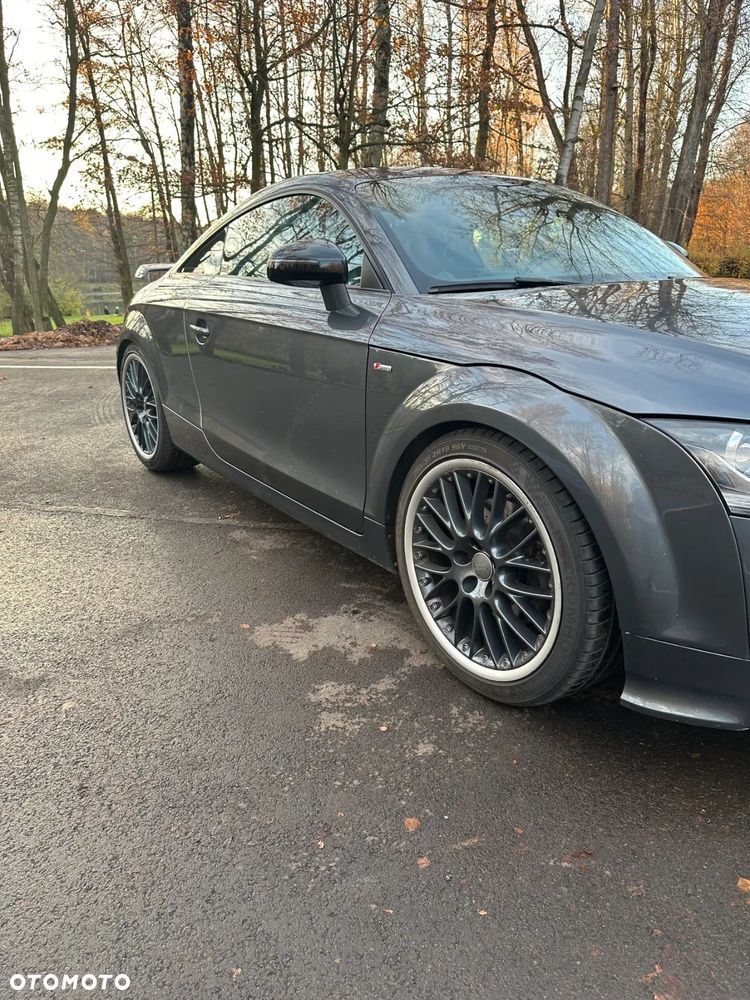 Audi TT Coupé - 6
