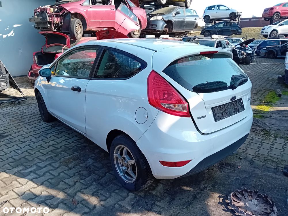 *FORD FIESTA MK7 LIFT* Samochód na części - 2