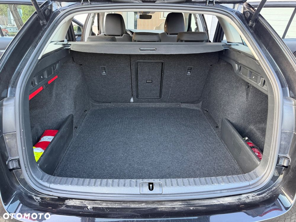 Skoda Octavia 2.0 TDI DSG Style - 10