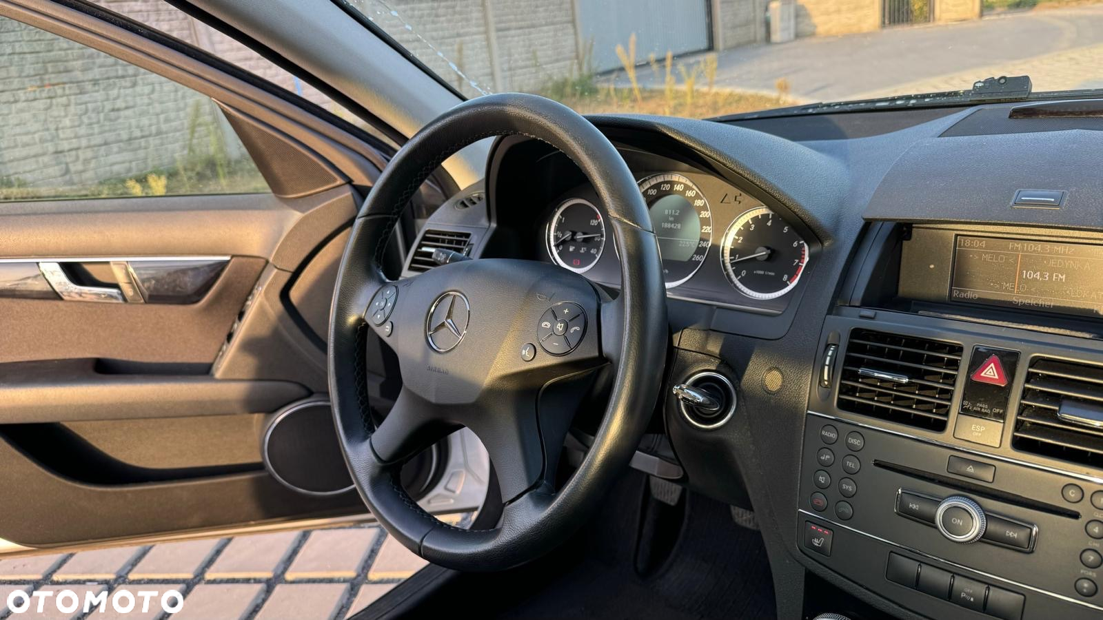 Mercedes-Benz Klasa C 180 Kompressor Classic - 11