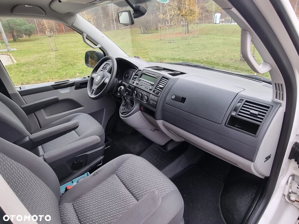 Volkswagen Transporter - 12