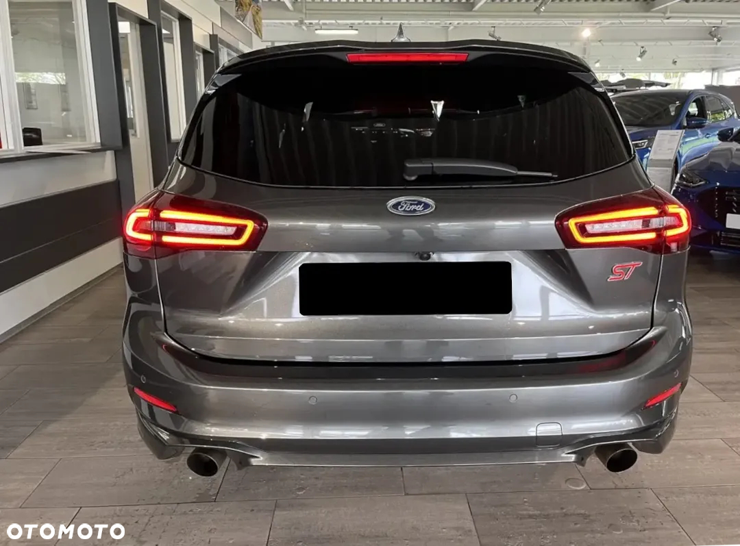 Ford Focus 2.3 EcoBoost ST X - 3