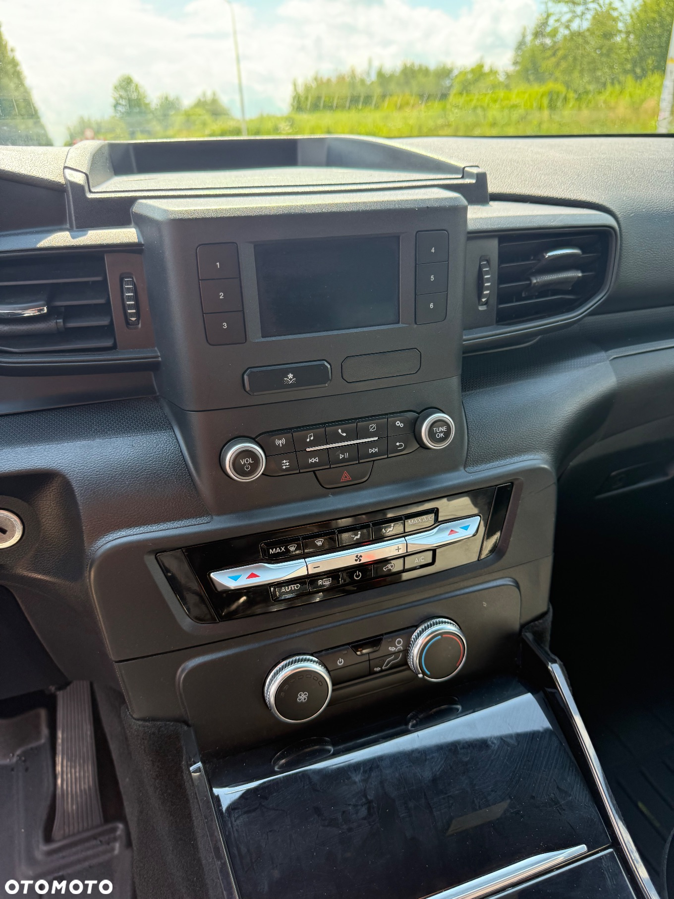 Ford Explorer EcoBoost Plug-in Hybrid ST-LINE - 16