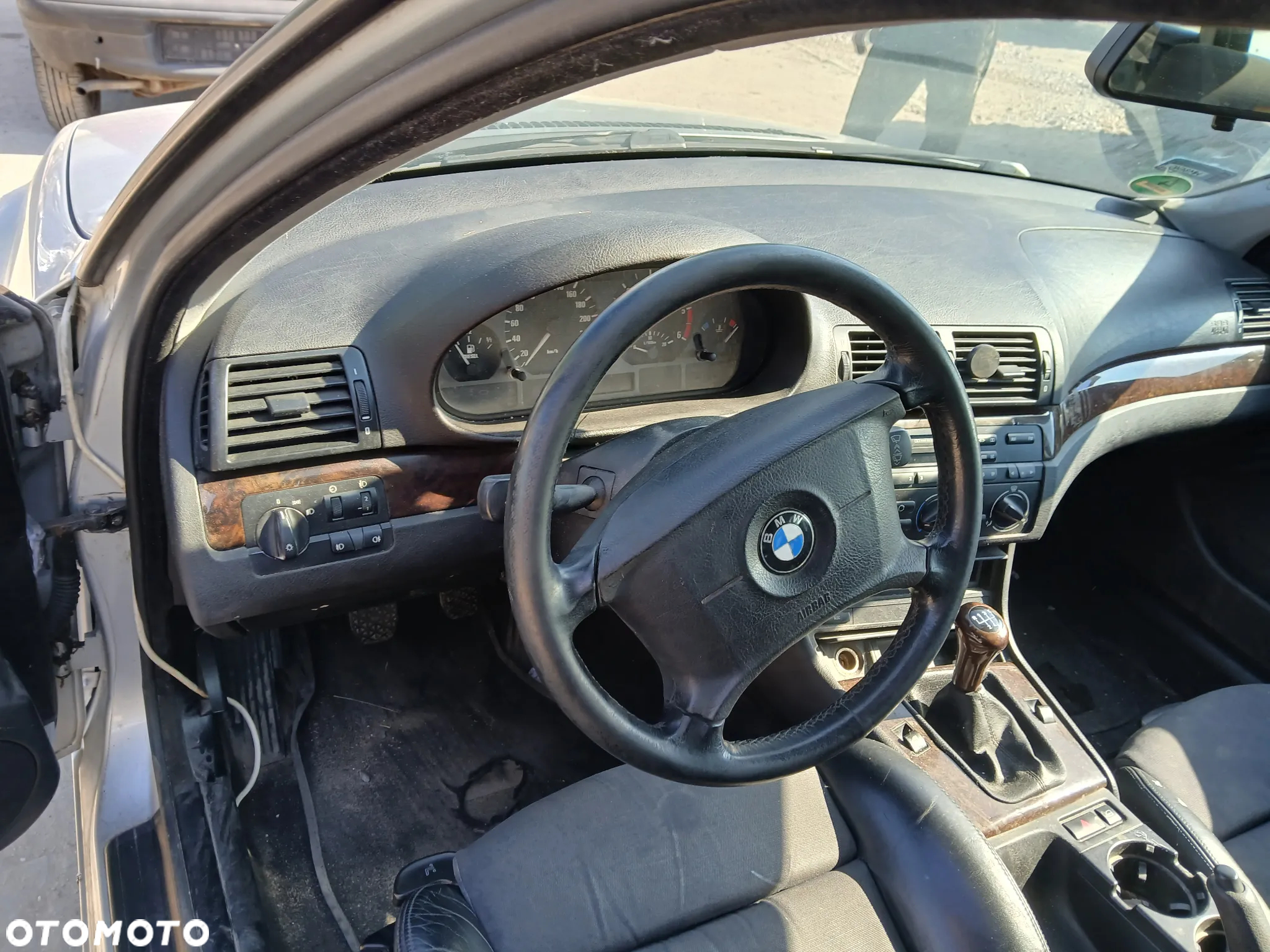 BMW E46 touring fotel fotele kanapa deska kokpit podsufitka boczek boczki klamka podłokietnik licznik - 3