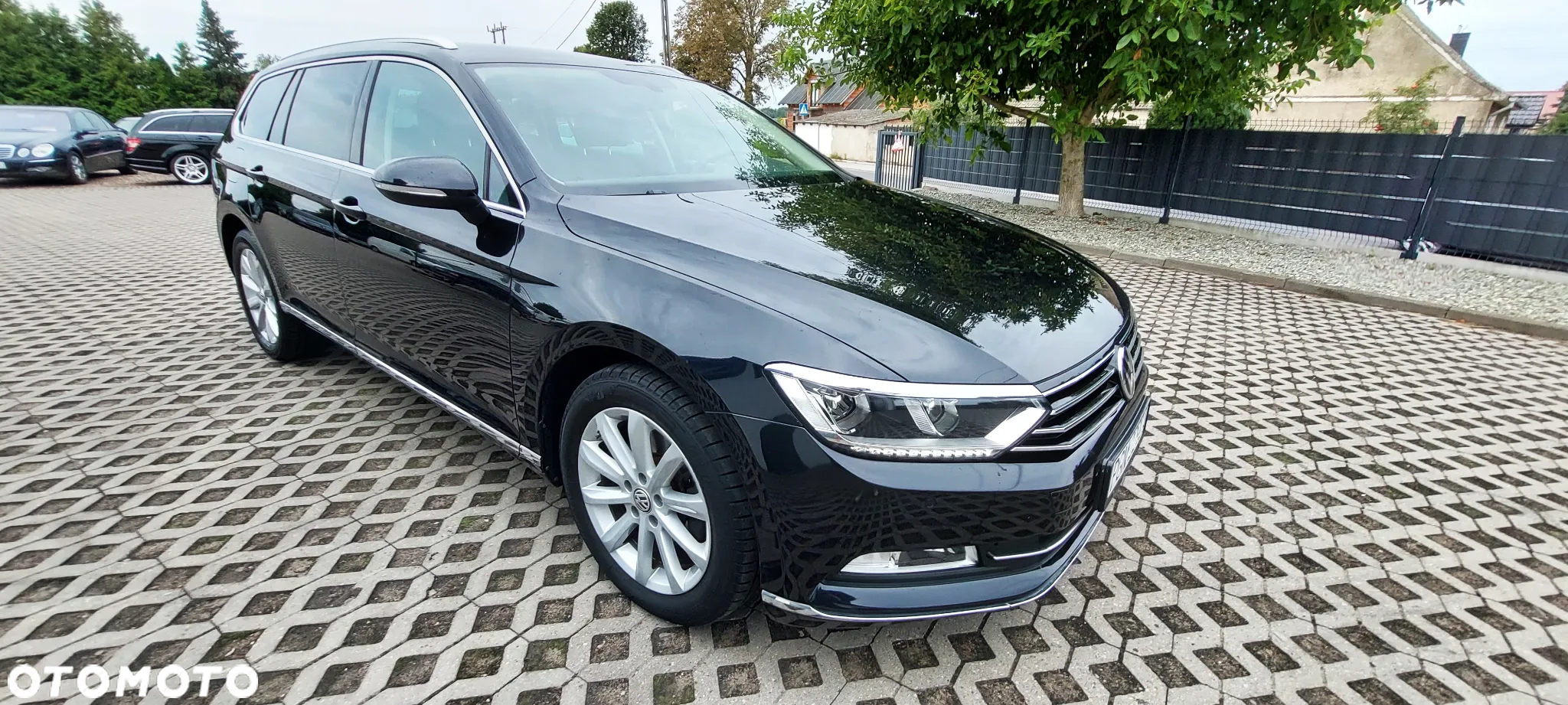 Volkswagen Passat - 37