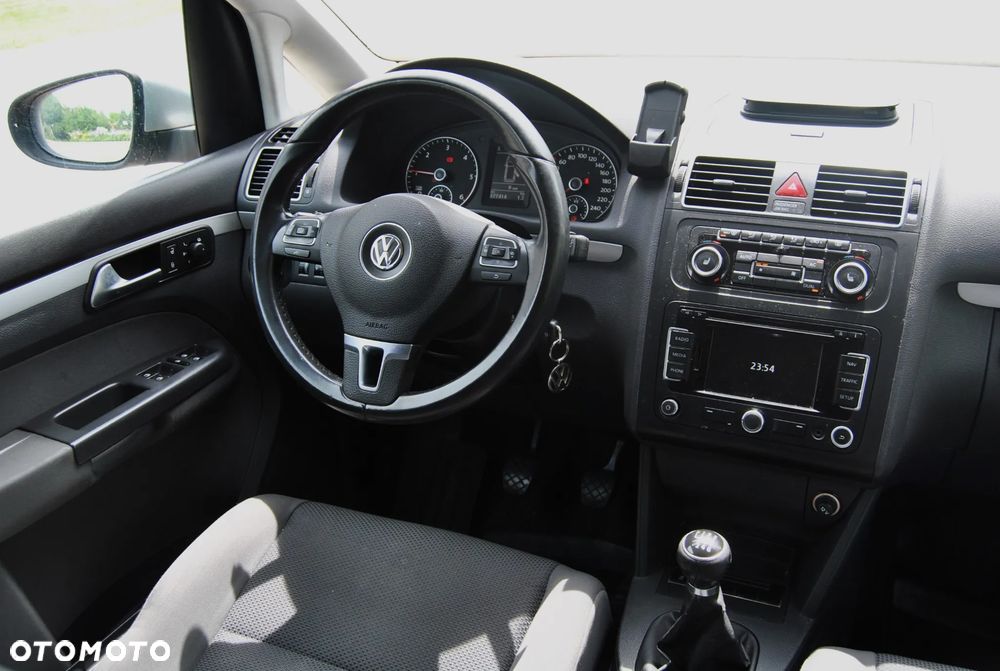 Volkswagen Touran 1.6 TDI DPF STYLE - 11