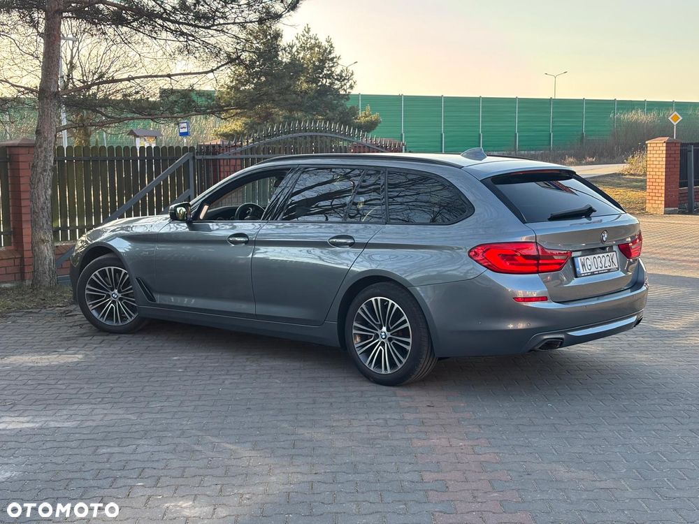 BMW Seria 5 540d xDrive M Sport sport - 15