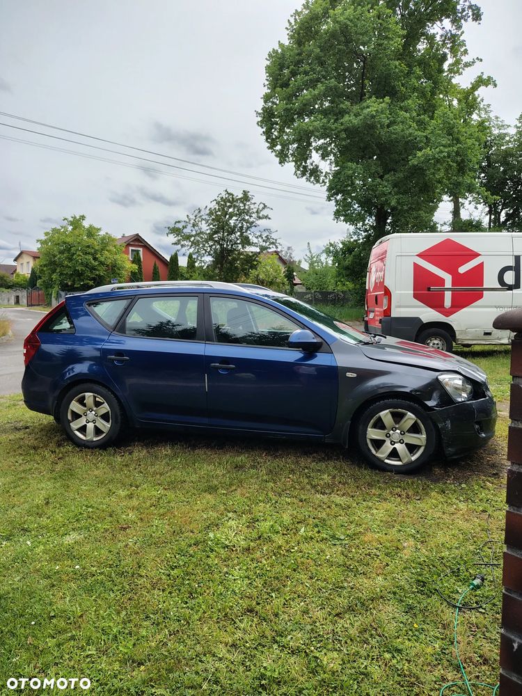 Kia Ceed 1.6 CRDi 115 Vision - 6